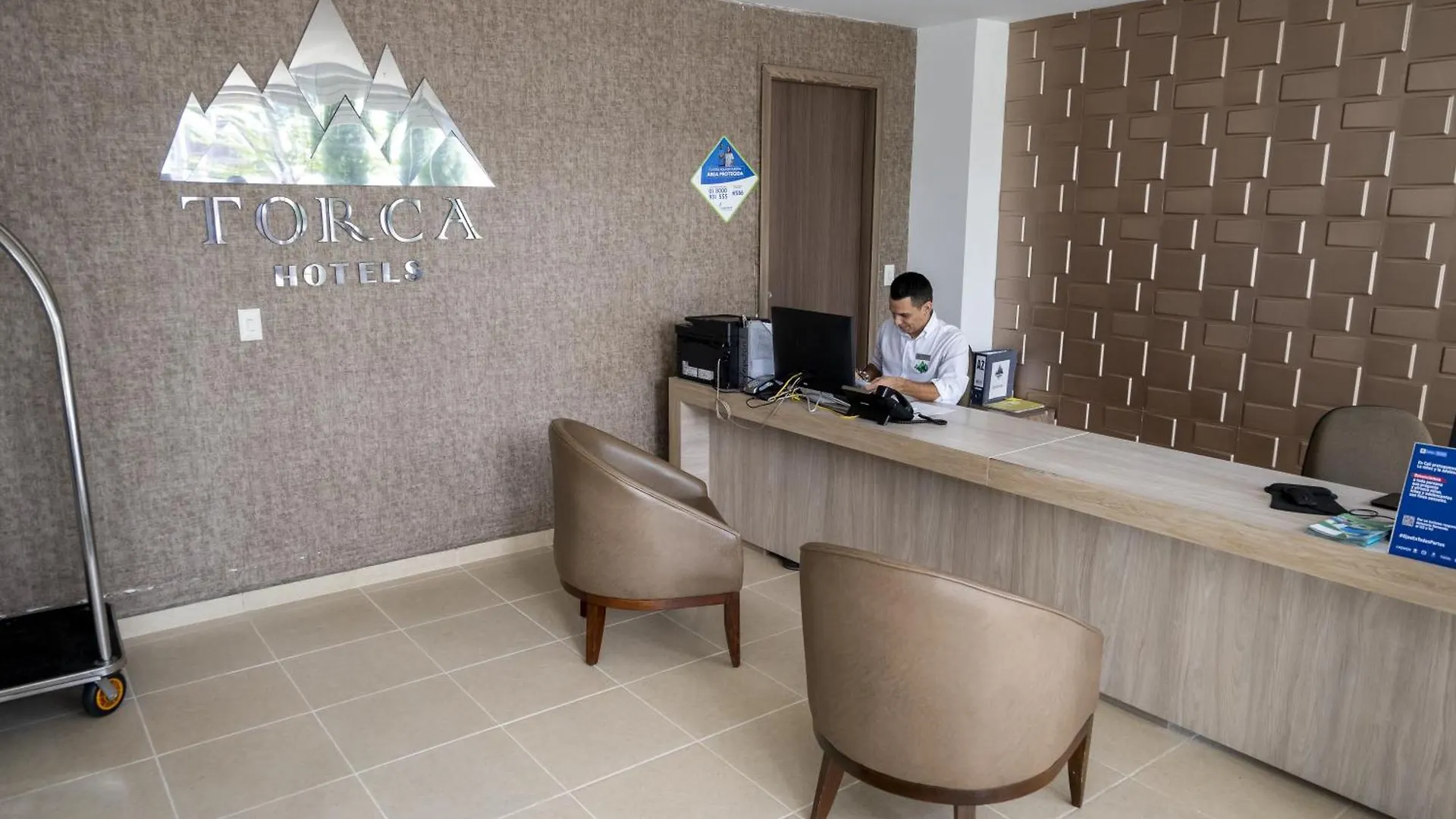 Torca Hotel Cali 4*,